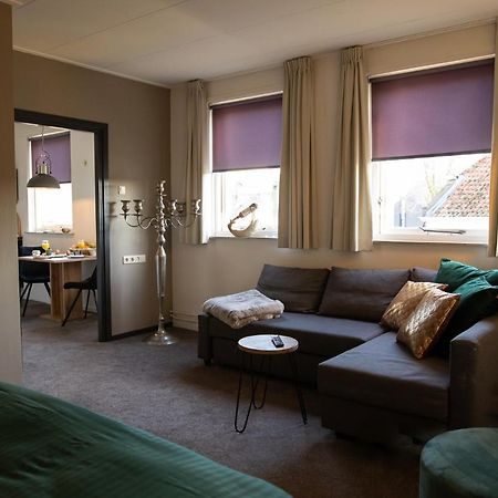 Yep! Slapen Bij De Sluis Bed and Breakfast Blokzijl Exteriör bild