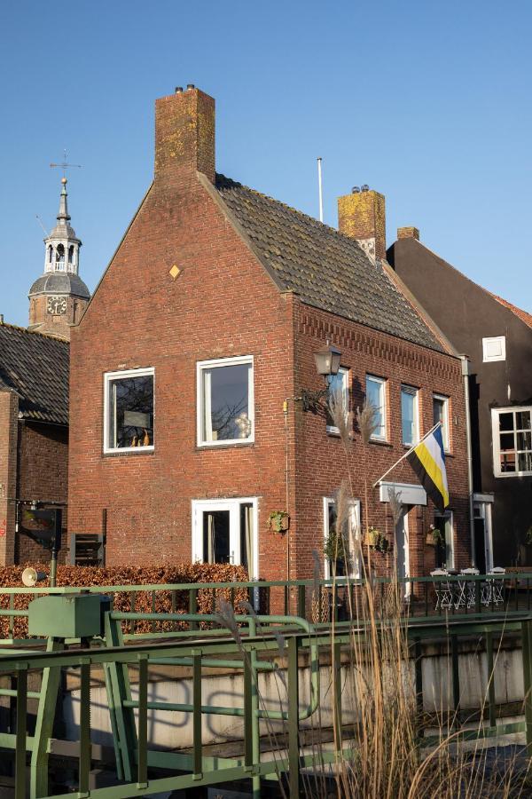 Yep! Slapen Bij De Sluis Bed and Breakfast Blokzijl Exteriör bild