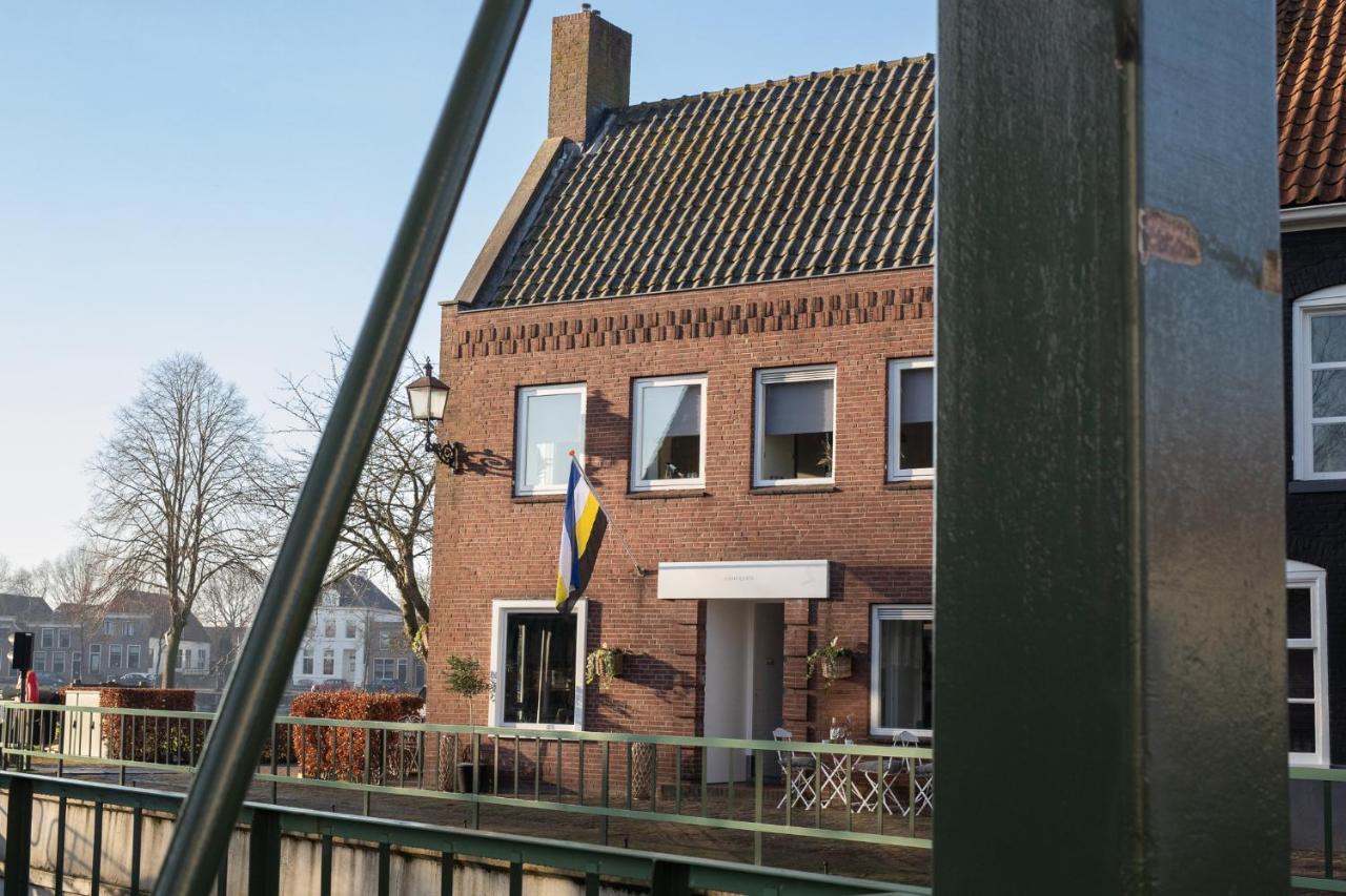 Yep! Slapen Bij De Sluis Bed and Breakfast Blokzijl Exteriör bild